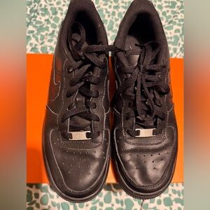 Nike Black Leather Air Force 1 Low-Top Sneakers